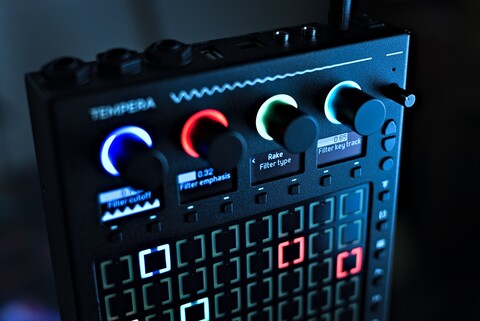 Close-up on Tempera's encoders and displays